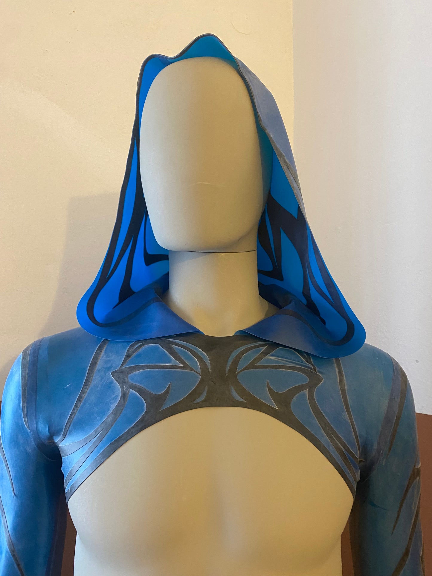 Silenzio Hooded crop top (No Scarf)
